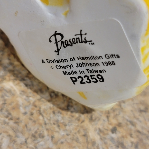 Vintage Ceramic Christmas Duck Ornament by Cheryl Johnson and Hamilton Gifts 3.5 - Picture 5 of 6